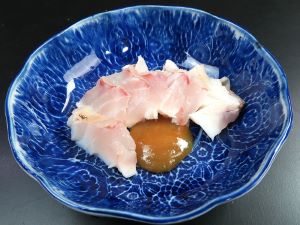 クリックで拡大表示 ホウセキハタの湯引き