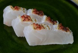 クリックで拡大表示 タキベラの焼霜造り