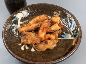 クリックで拡大表示 ハナミノカサゴの唐揚げ