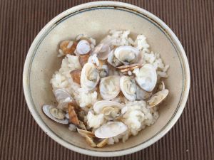 クリックで拡大表示 オキアサリの炊き込みご飯