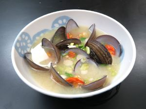 クリックで拡大表示 オキシジミのみそ汁