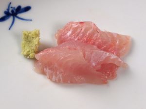 クリックで拡大表示 ヒシダイの刺身