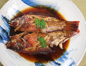 クリックで拡大表示 アカササノハベラの煮つけ