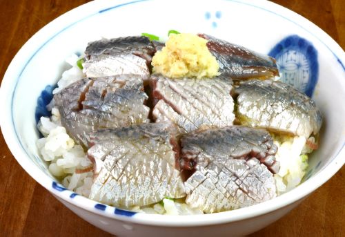 クリックで拡大表示 鰯丼