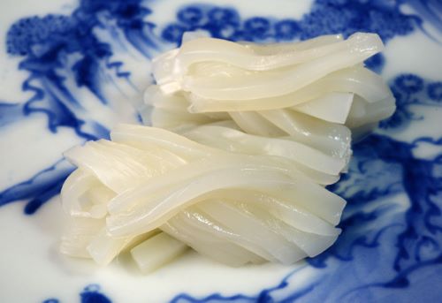 クリックで拡大表示 スルメイカの刺身
