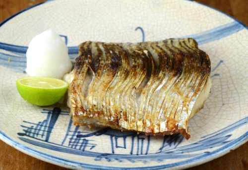 クリックで拡大表示 ヒラの塩焼き