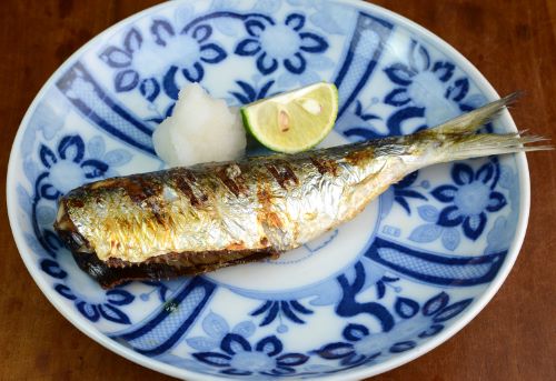 カタボシイワシの塩焼き