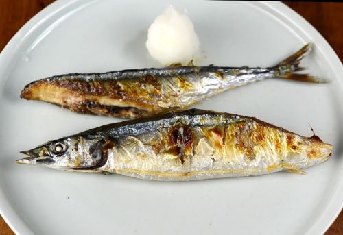クリックで拡大表示 サンマの塩焼き